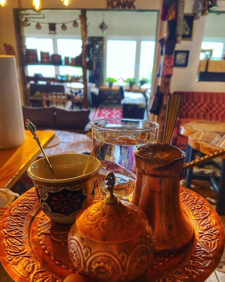 Konak Umoljani Luaran gambar