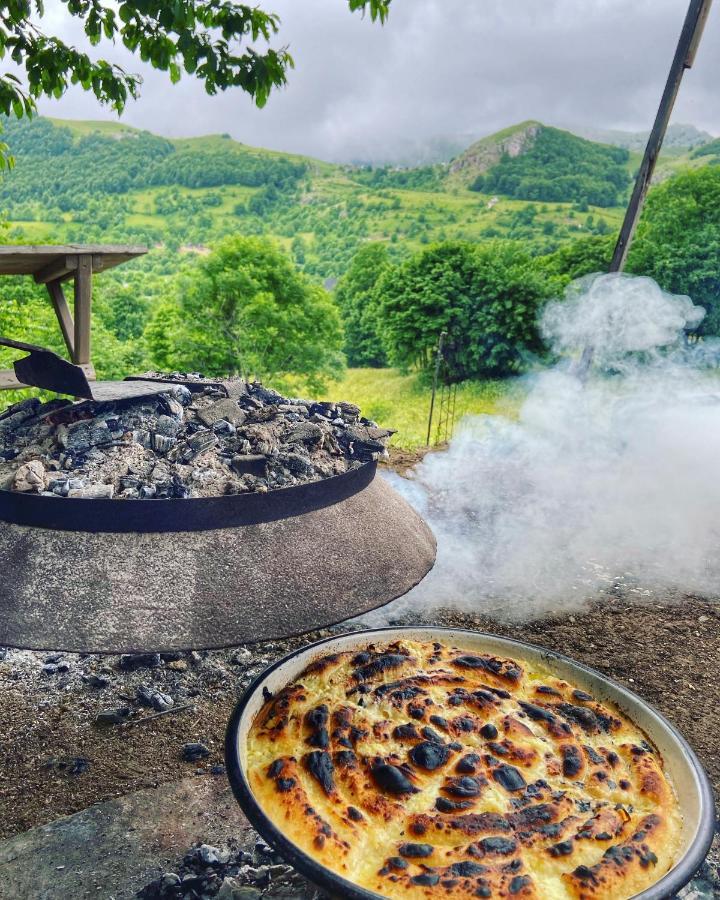 Konak Umoljani Luaran gambar