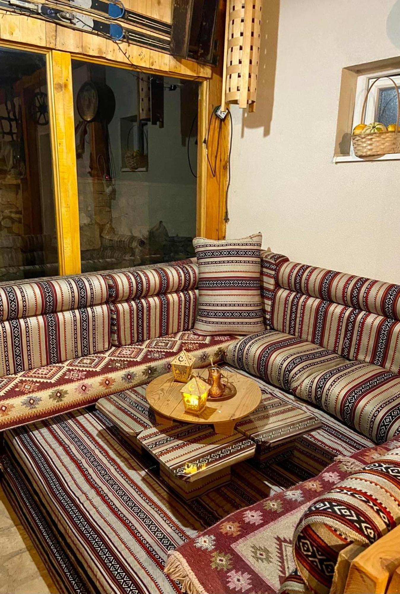 Konak Umoljani Luaran gambar