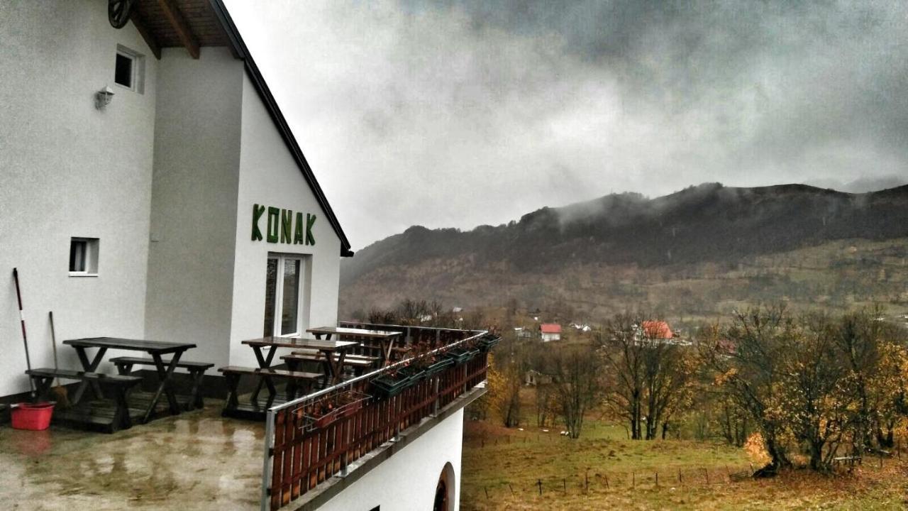 Konak Umoljani Luaran gambar